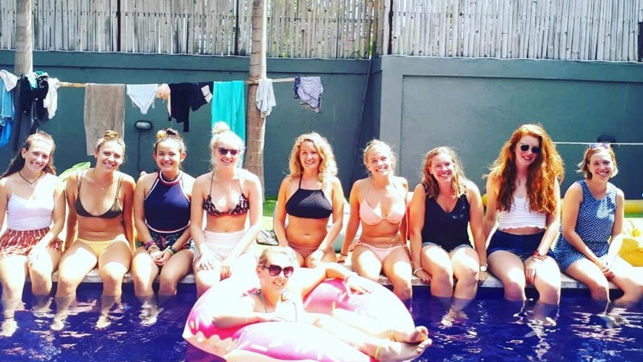 The Tipsy Gypsy Hostel チャングー エクステリア 写真